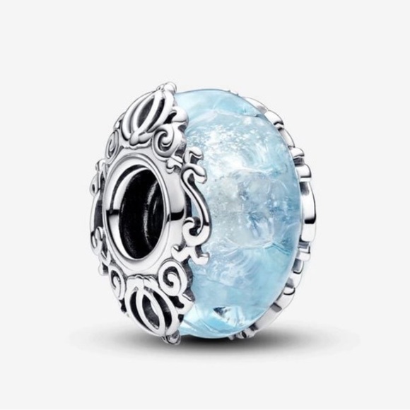 PANDORA Disney Cinderella Murano Glass Charm w/box - Picture 3 of 9